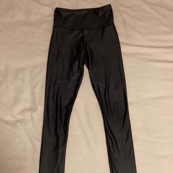 Zyia Black Metallic Light n Tight Hi-Rise 7/8 24" - Picture 2 of 7